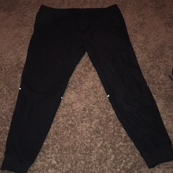 lululemon athletica Other - Lulu joggers